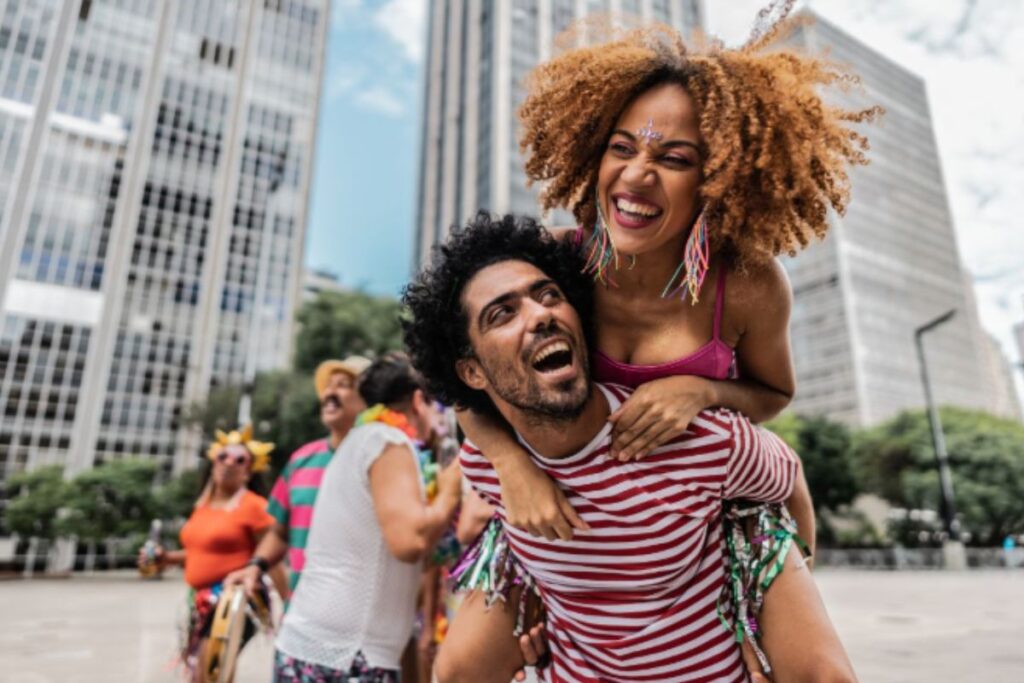 Carnaval e saúde: por que falar de urologia na folia?