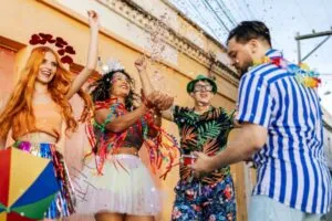 Carnaval e saúde urológica do homem: evitando infecção urinária, pedra nos rins e ISTs